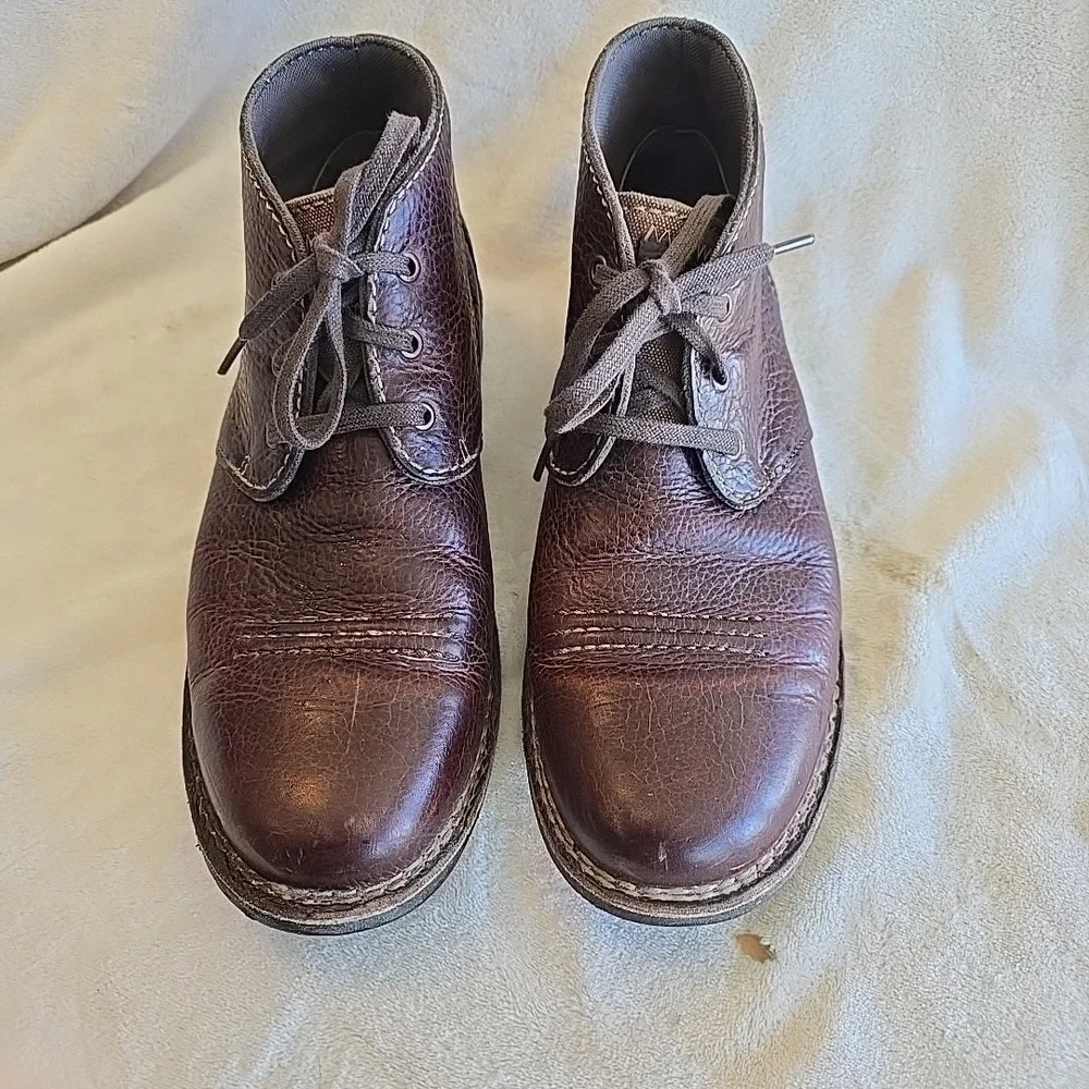 Clarks Men's Brown Leather Chukka‎ Boots Pebbled Leather Design Size 11M